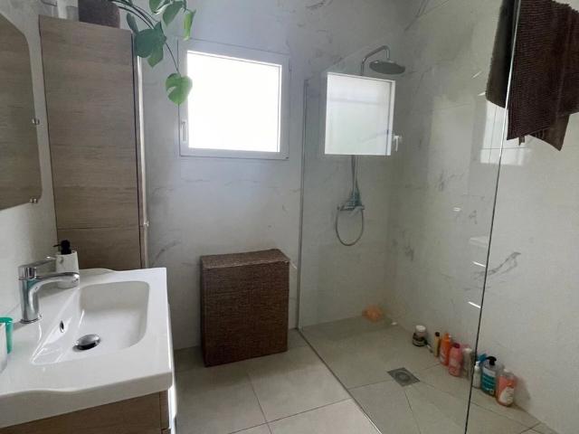 Location Villa 4 pièces 102 m2 à Aspiran
