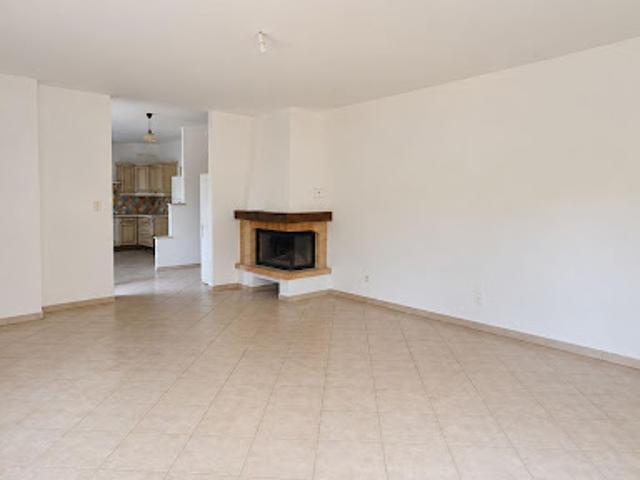 Location Villa 4 pièces 108 m2 Villeneuve les avignon
