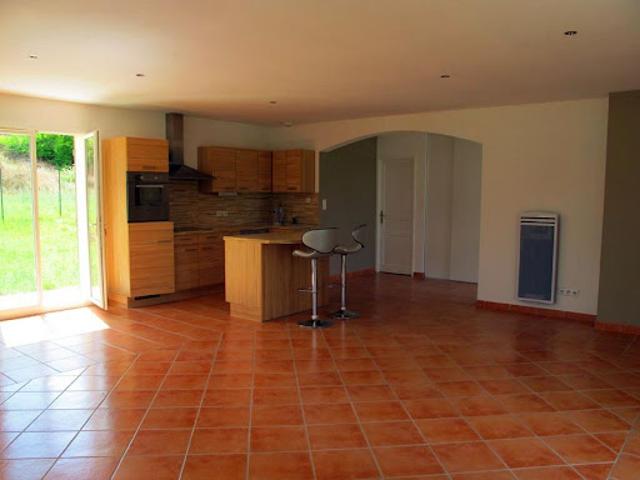 Location Villa 4 pièces 110 m2 Saint Julien