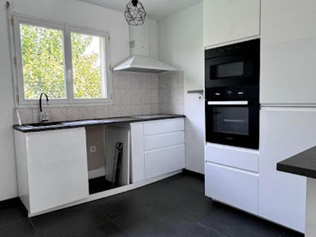 Location Villa 4 pièces 114.03 m2 Saint Paul et Valmalle