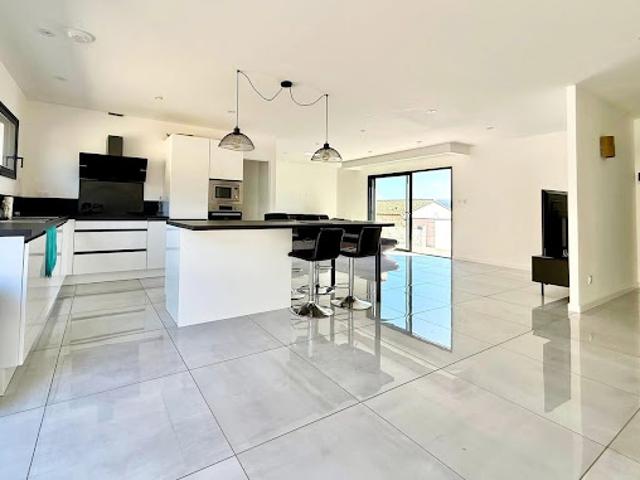 Location Villa 4 pièces 126.83 m2 Couffoulens