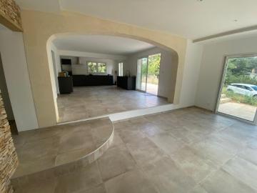 Location Villa 4 pièces 154 m2 Nimes