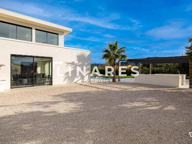 Location Villa 4 pièces 167 m2 Gemenos