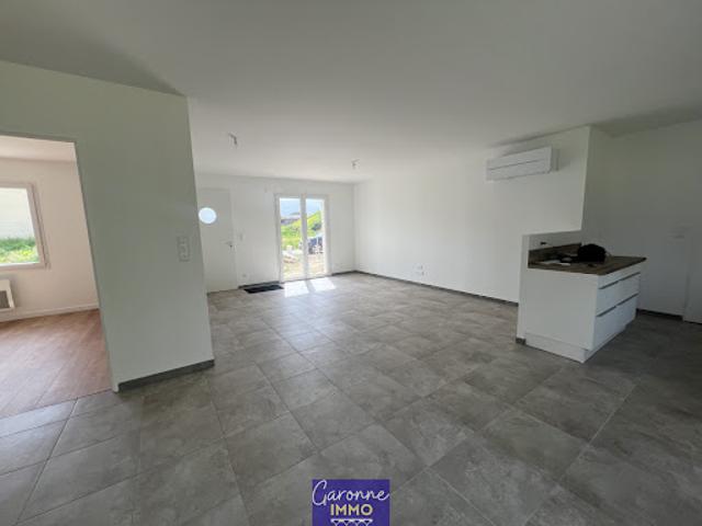 Location Villa 5 pièces 90.45 m2 Gontaud de Nogaret