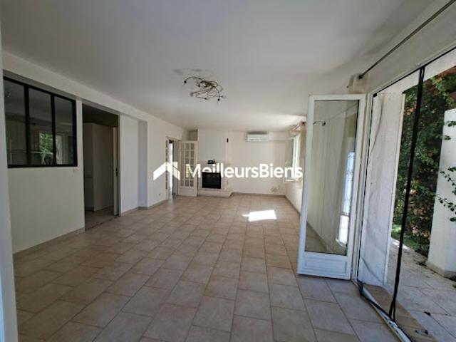 Location Villa 5 pièces 100 m2 Saint Cyr sur Mer