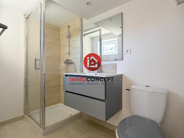 Location Villa 5 pièces 125 m2 Laudun l'Ardoise