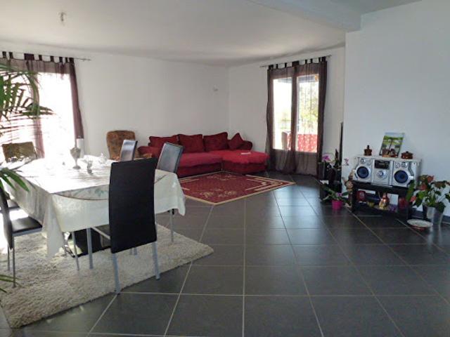 Location Villa 5 pièces 131 m2 Lahonce