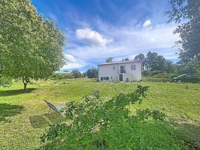 Location Villa 5 pièces 155 m2 La Bastide des Jourdans