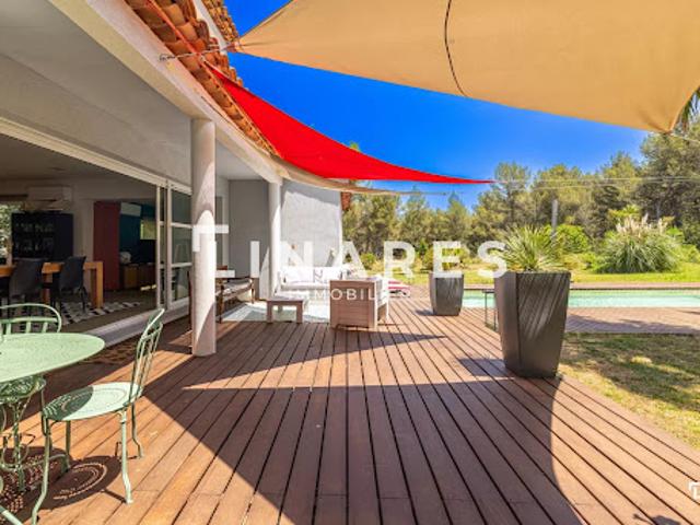 Location Villa 5 pièces 180 m2 Marseille 11ème