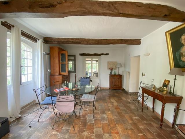 Location villa 6 pièces, 193.00m², Grasse