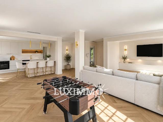 Location Villa 6 pièces 206 m2 Mougins