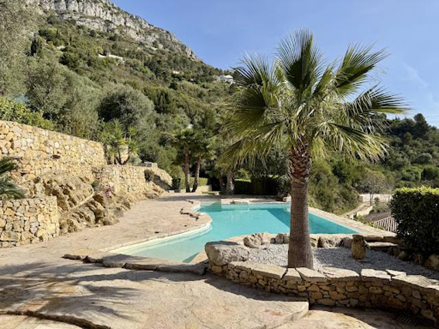 Location Villa 6 pièces 215 m2 Eze