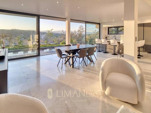 Location Villa 7 pièces 140 m2 Cannes