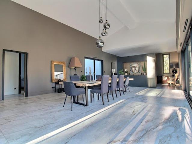 Location Villa 7 pièces 261 m2 Pessac