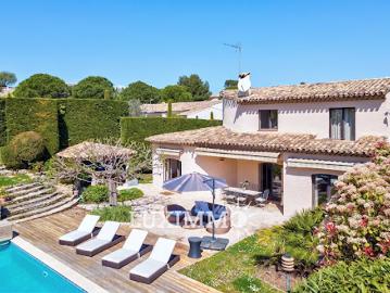 Location Villa 7 pièces Mougins