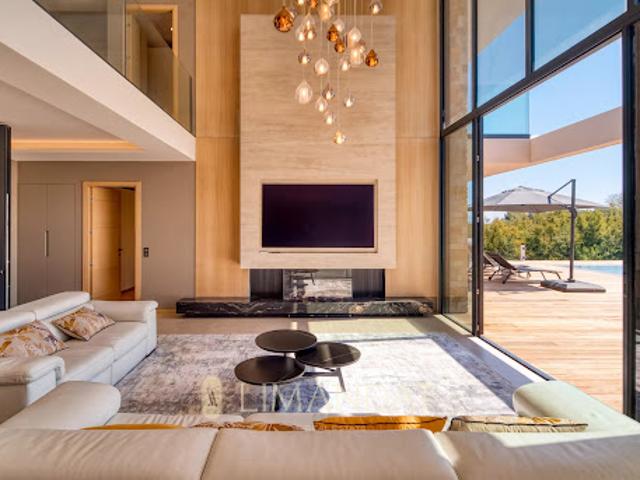 Location Villa 9 pièces 550 m2 Valbonne