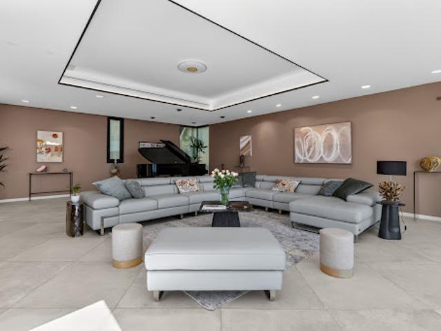 Location Villa 9 pièces 360 m2 Eze