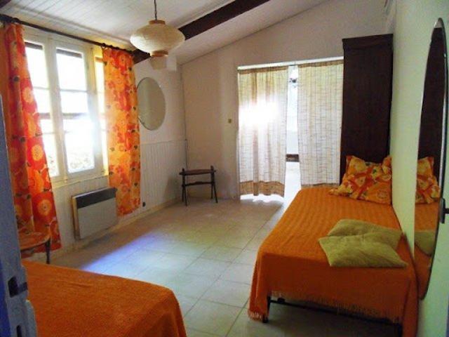 Location Villa 2 pièces 45 m2 Le Tholonet
