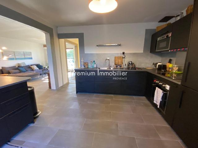location villa 3 Pièce s
