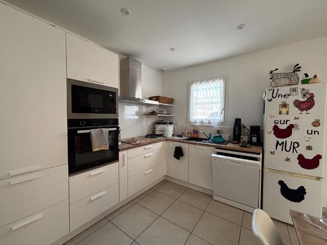 Location villa 3 pièces, 56.53m², Vauvert