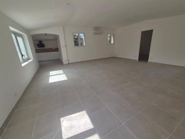 Location Villa 3 pièces 93.72 m2 Salon de Provence