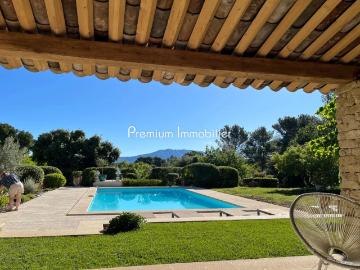 Maison à louer à Le Clos Fleuri Marseille 5ème - Jardin