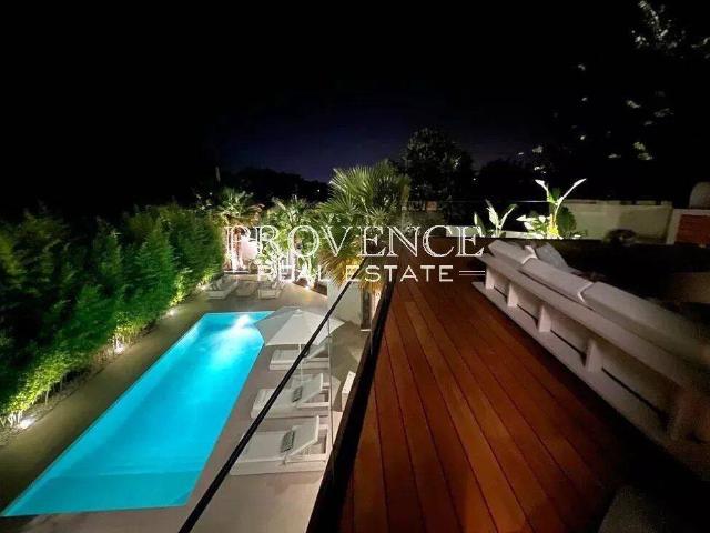 LOCATION VILLA CONTEMPORAINE 280M²