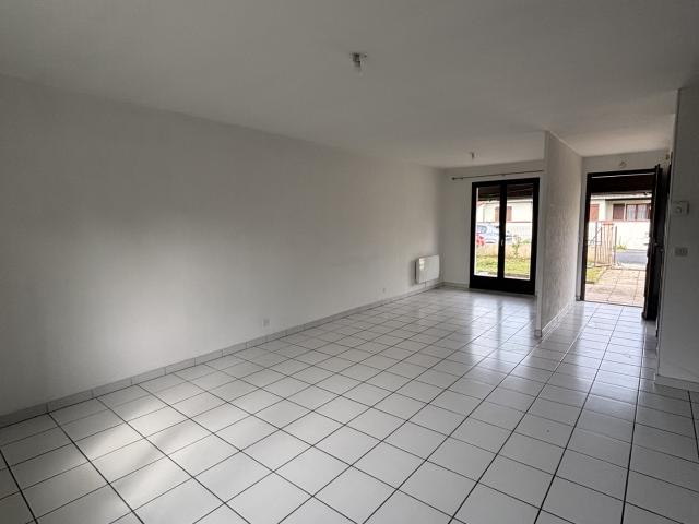 Location VILLA DE PLAIN PIED DE 88 M² JARDIN GARAGE