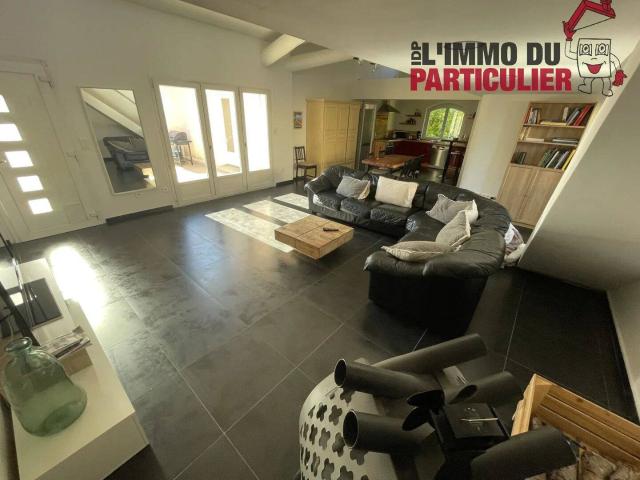 Location Villa Le Puy Sainte Réparade 2 710 €/mois