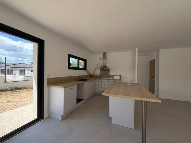 Location Villa Malataverne 1 450 €/mois