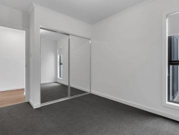 LOCATION You will be amazed at how big this home is. Walk to shopping centre/quiet location