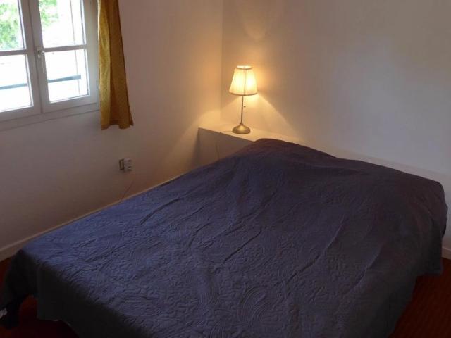 LOCATION A L 'ANNEE DUPLEX PORT GRIMAUD AVEC GARAGE