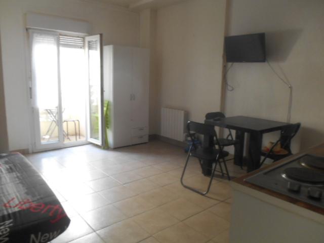 Location À louer à Canet Plage appartement avec balcon | Clémenceau Gestion Immobilière