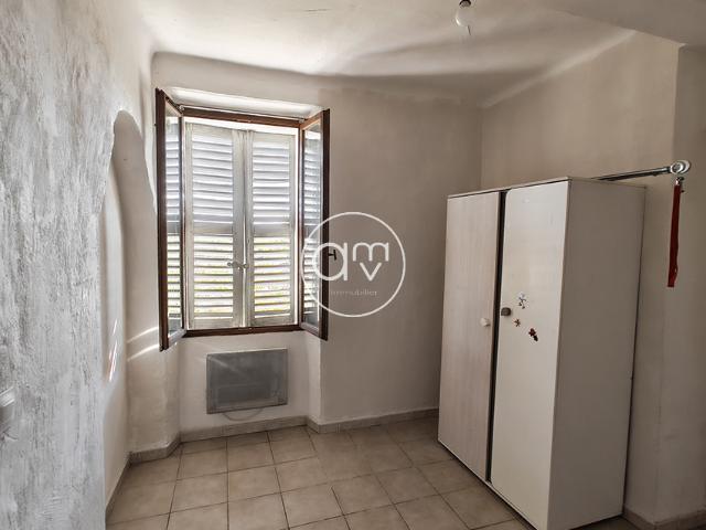 Location À louer – Bel appartement T4 traversant et climatisé – 70 m² | AMV Immobilier
