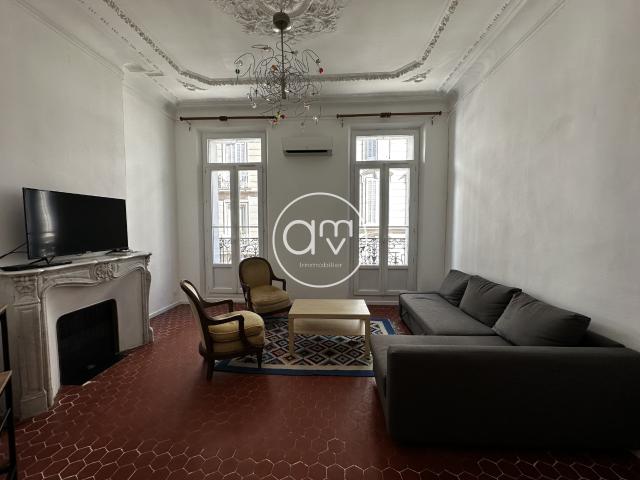 Location À louer – Grande chambre en colocation – Centre ville de Toulon | AMV Immobilier