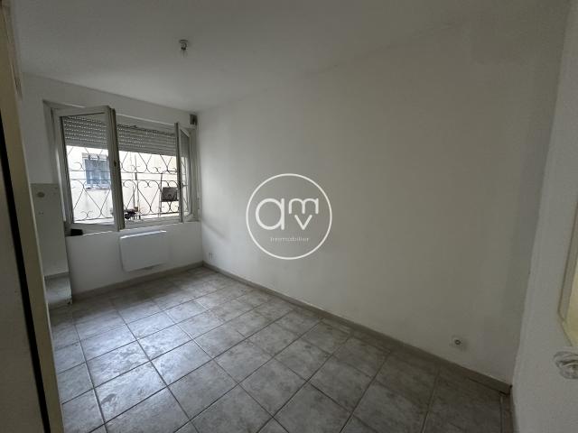Location À louer – Studio en rez de chaussée – Quartier Les Routes, Toulon | AMV Immobilier
