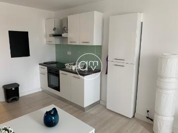 Location A LOUER T2 MEUBLE / VALBOURDIN TOULON | AMV Immobilier