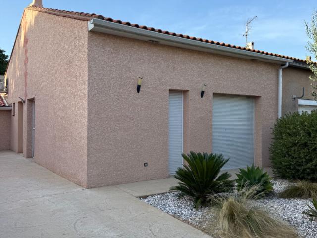 Location année villa T4 de plain pied