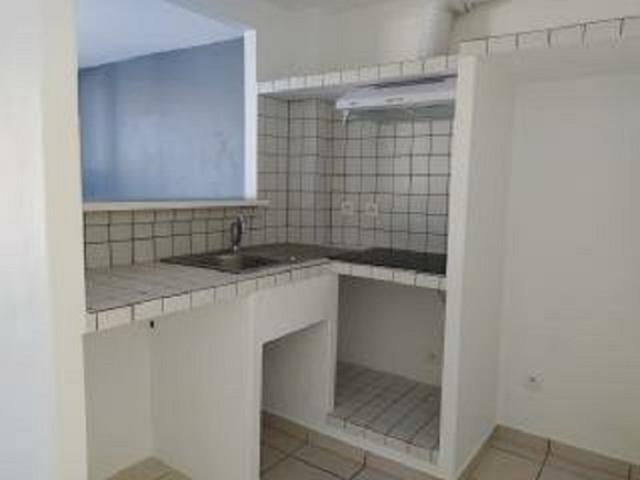 Location année petite maisonnette T3 Canet en Roussillon