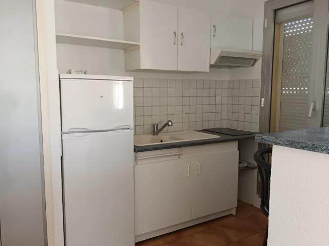 Location année Studio 23 m² meublé à Canet