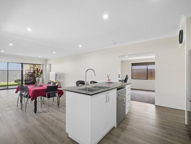 LOCATION AND LIFESTYLE IN WANDI!