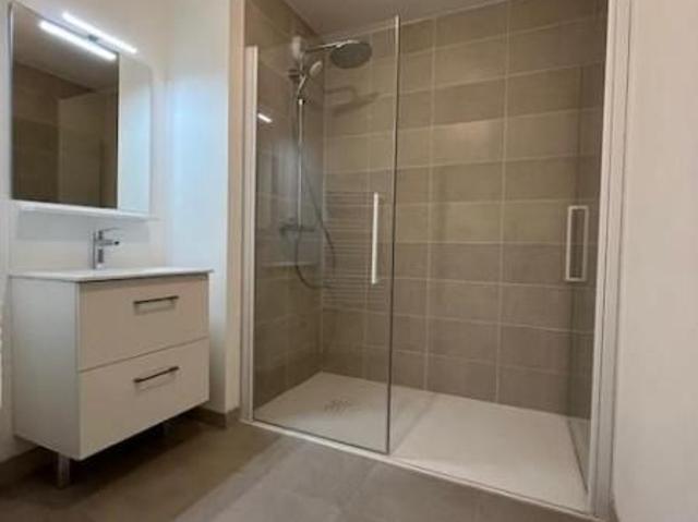 Location appart T2 RDC + parking quartier Lorette Saint Malo
