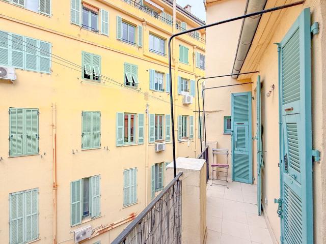 Location appartement, 43.91 m² T 2 à Nice, 950 €