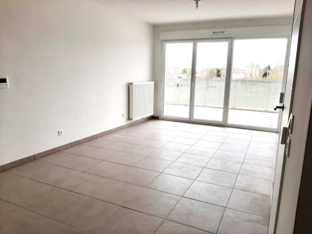 Location Appartement 43 m² à Belleville en Beaujolais 631 ¤ CC /