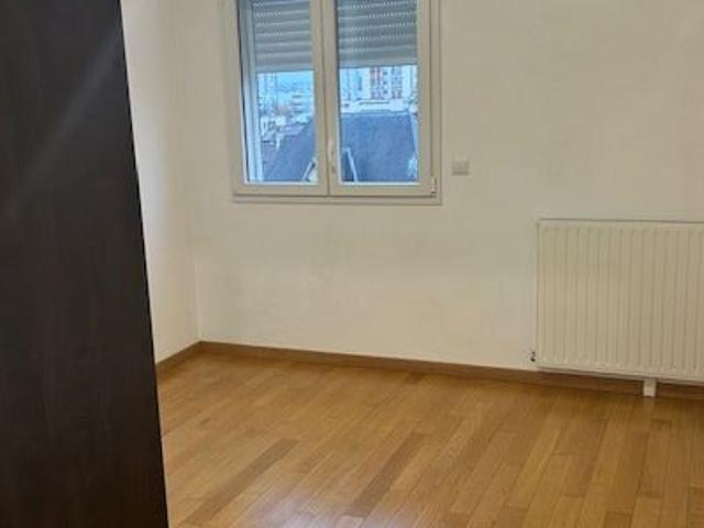 Location appartement, 43 m² T 2 à Chelles, 986 €