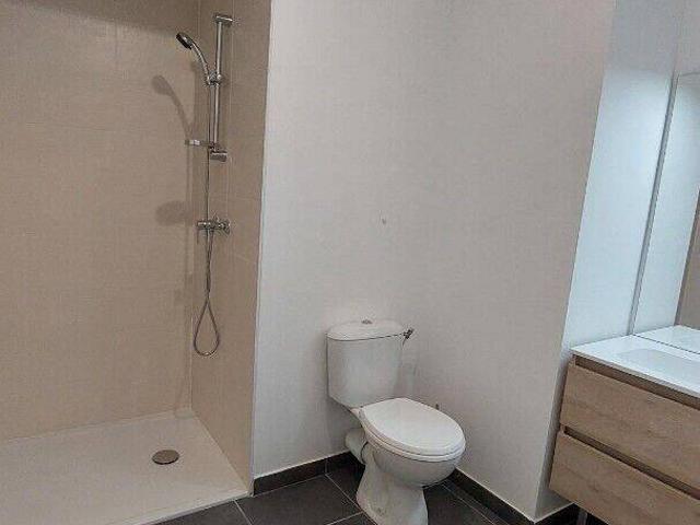 Location Appartement 40 m² à Villefranche sur Saône 573 ¤ CC /mo