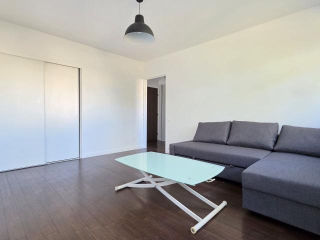 Location appartement, 41.89 m² T 2 à Villejuif, 1 212 €