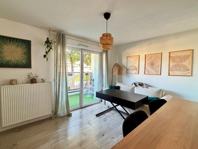 Location appartement, 41.3 m² T 2 à Villeurbanne, 850 €