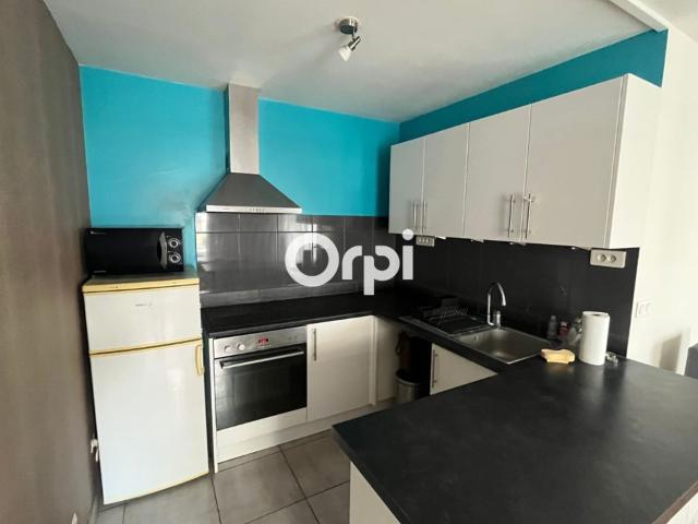 Location appartement, 42.5 m² T 2 à Lille, 890 €