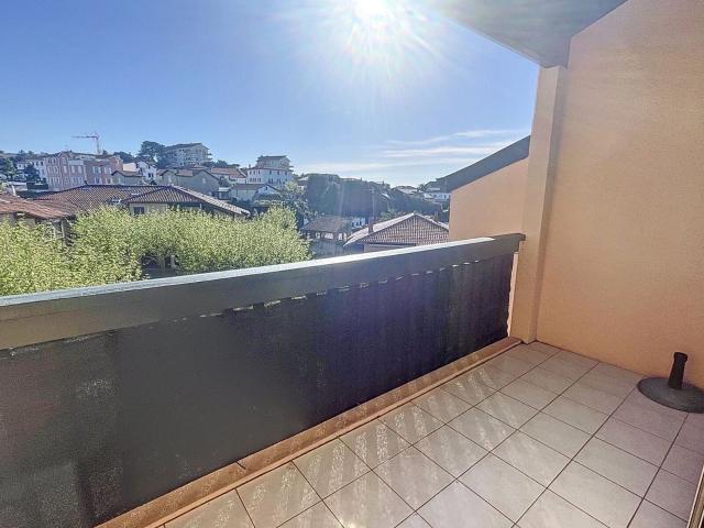 Location appartement, 42.78 m² T 2 à Anglet, 700 €